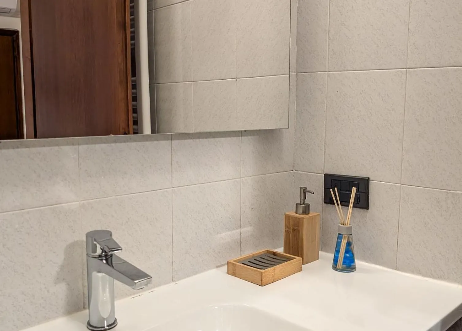 Casa Olga - Bilocale Con Terrazzo Zona Fiera Lejlighed Verona