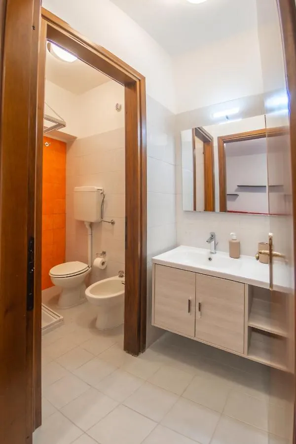 Casa Olga - Bilocale Con Terrazzo Zona Fiera Διαμέρισμα Βερόνα